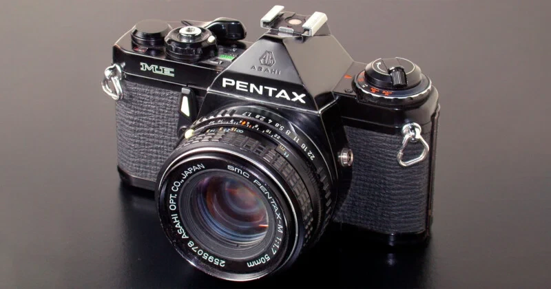 Pentax-is-Considering-Making-a-Hand-Wound-Film-Camera-800x420.webp